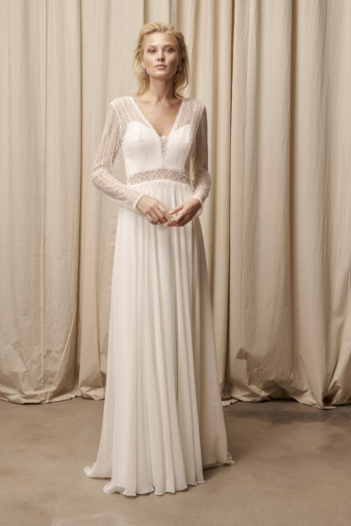 Robe de mariée McDreamy manches champêtre bohème mousseline dentelle graphique moderne mancherons Rembo Styling 2021 - Muses